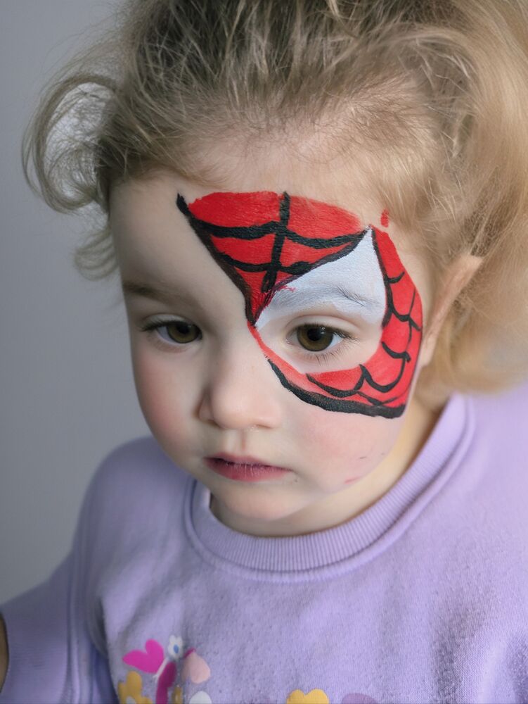 Princess face paint design