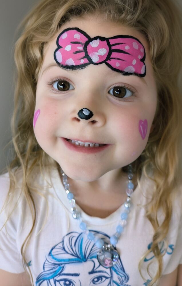 Unicorn face paint design